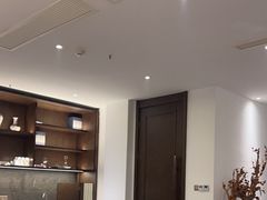 -梅花香里大酒店(郁金香路店)