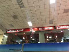 -班达拉奈克国际机场