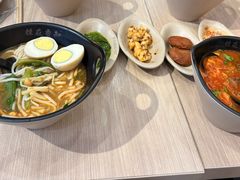 -桂在香知桂林米粉(红博中央公园店)