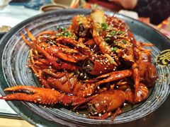 -肥肥虾庄·金牌油焖大虾(首义路店)