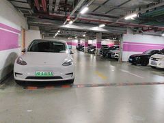 -经纬汇-停车场