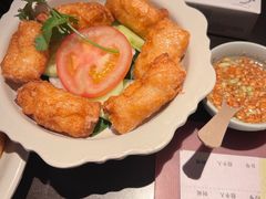 -大头虾越式风味餐厅(光明广场店)