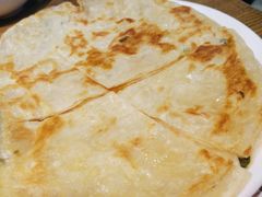 葱油饼-吕氏疙瘩汤·新派鲁菜(东城万达广场店)