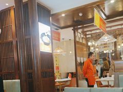 -阿瓦山寨·湘菜现炒·剁椒鱼头王(咸阳总店)