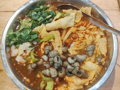 -柳州肥姨妈大骨螺蛳粉(沙河店)