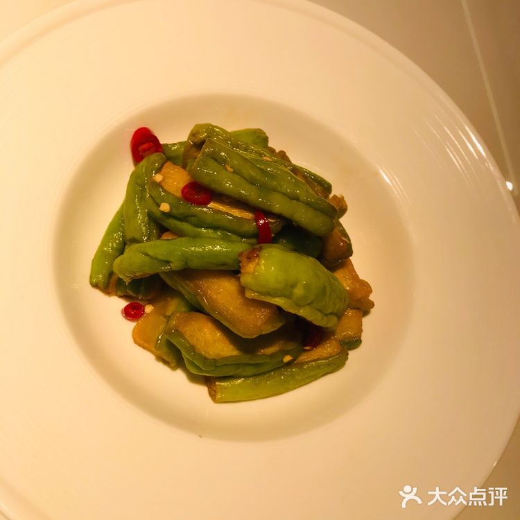 大学城地铁站新开的半亩田