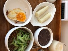 -雪梅月子中心(华侨城店)