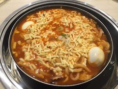 -三清洞摩西韩式年糕火锅(威高广场店)