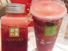 霸气酸奶车厘子-奈雪的茶(青岛卓悦里INTOWN店)