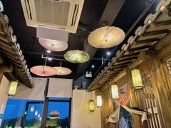 -聚汇三少·龙虾·中餐厅(莫邪路新天地店)
