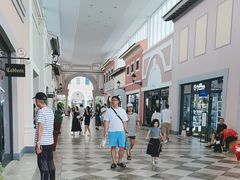 -佛罗伦萨小镇广佛名品奥特莱斯(疏港路店)