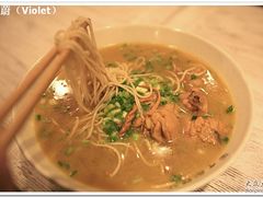 招牌面之一：虫草花炖鸡面（麦面）-十面欢腾·海鲜面·台式Bistro(长乐路店)
