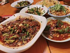 -柴窝堡22号辣子鸡·传承新疆菜