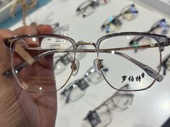 -罗伯特眼镜·蔡司官方授权(前海桂湾店)