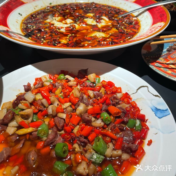 春天要和各种热辣美食相伴