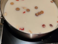 -尚尚仙·酸汤猪手·猪肚鸡火锅(华联万柳购物中心店)