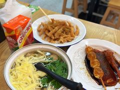 -柴爿巷·香酥鸡&馄饨(复兴中路店)