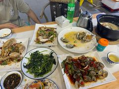 -四川小胡子海鲜(丁村万人海鲜广场店)