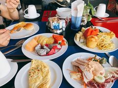 -曼谷湄南河畔华美达广场酒店