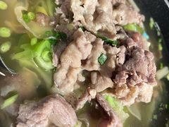 跷脚肉混锅-全牛匠·乐山跷脚牛肉(新中关店)