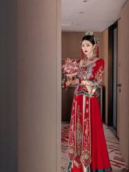 -洋洋婚纱品牌集合店