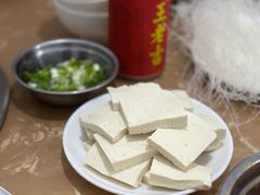 -黑竹沟新场牛肉火锅