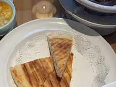 -严记小天府酸菜鱼(西四路店)