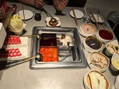 -海底捞火锅(珠影星光城夜宵主题店)