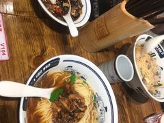 -黑白电视长沙小吃(悦汇城店)