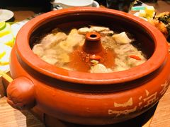 -云海肴·汽锅鸡·云南菜(天山百盛优客店)