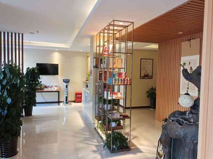 博艾馆推拿艾灸调理-"服务好 环境优雅 安静 做完还有除湿气的.