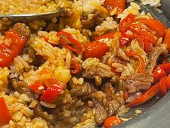 辣汁安格斯牛肉拌饭-杯子红牛排(创意产业园店)
