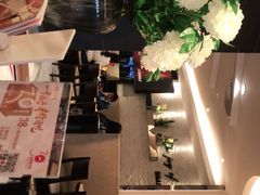 -必胜客(WOW中心城店)