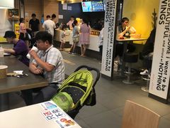 -麦当劳(世界城广场店)