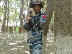 -亲兄弟真人CS团建拓展基地