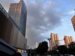 -海底捞火锅(银泰中心店)