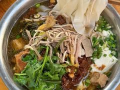 -老五鸡丝豆花面粉(瑞金北路68号院店)