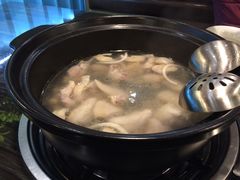 -东椰·海南椰子鸡火锅(朝阳门店)