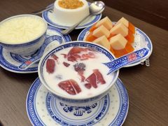 -广信牛奶甜品世家(台东店)