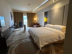 -昆明中心皇冠假日酒店