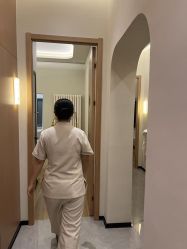 -卡尔诗·科技美肤连锁