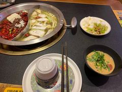 -沸炉重庆老火锅(军事博物馆店)