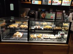 面包甜点陈列柜-星巴克(南京江宁文鼎广场店)