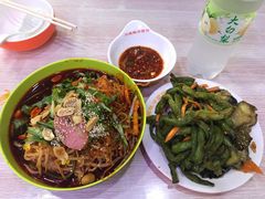 -三姐妹冷面馆(保卫路店)