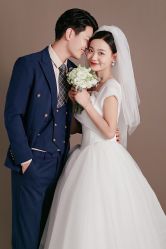 -巴黎新娘婚纱摄影