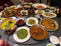 -江宴渔村·鱼鲜土菜(紫荆广场店)