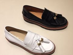 -STUART WEITZMAN(静安嘉里中心店)