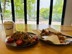 -J Create城市露营咖啡·简餐·宠物(上海动物园店)