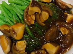 香菇芥蓝-峨嵋酒家(王府井店)