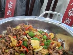 -湖南人家湘菜馆(镇江路店)